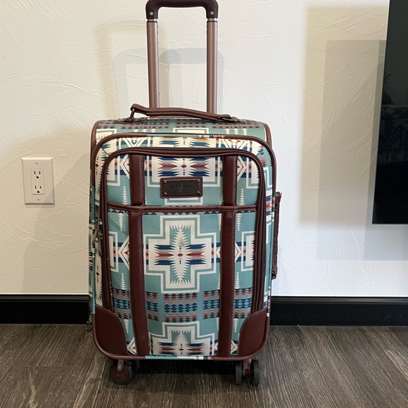 Pendleton “Spider Rock” Pattern Rolling Carry On Suitcase - Picture 1 of 10